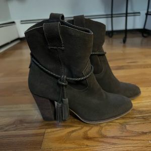 Dolce Vita booties!